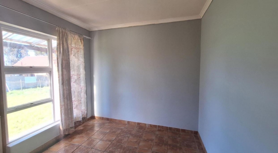 2 Bedroom Property for Sale in Albertinia Western Cape